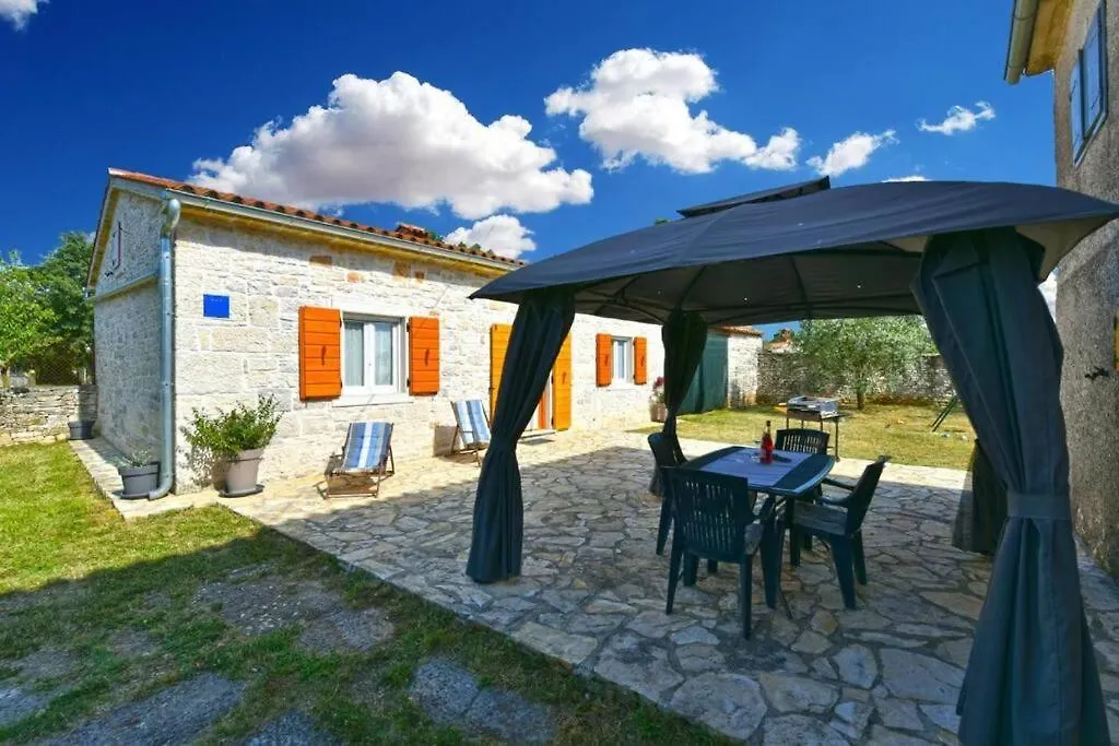 Сasa de vacaciones Relaxing House On Countryside In Central Istria Pifari
