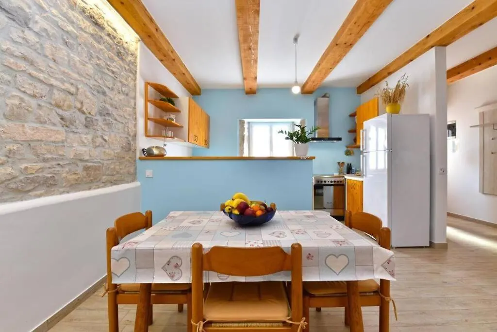 Сasa de vacaciones Relaxing House On Countryside In Central Istria Pifari